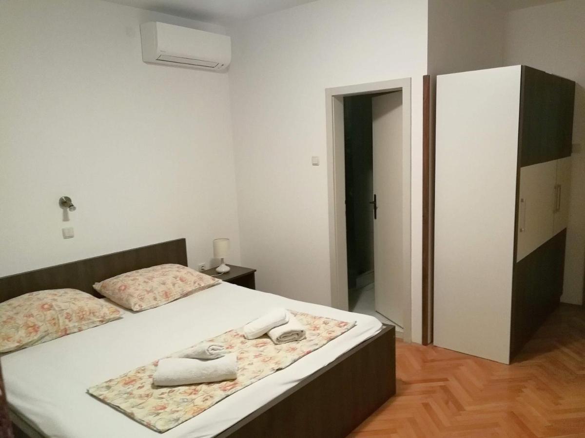 Apartmani Skaric Lopar Exterior photo